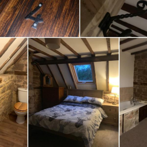 Crosskeys Inn Guest Rooms in Wye Valley